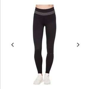 NWT Lilybod Holly Runway Leggings